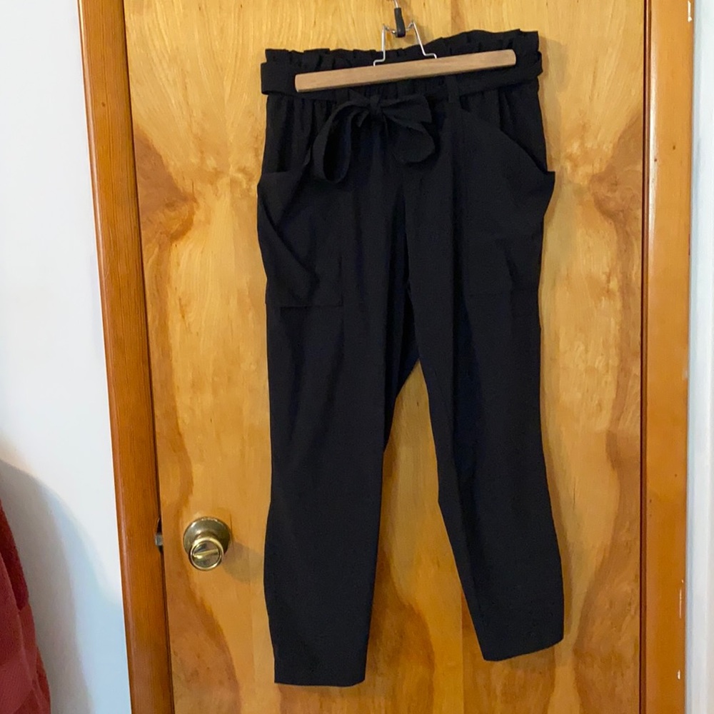 Athleta Skyline Paper Bag Belted Pants- Petite